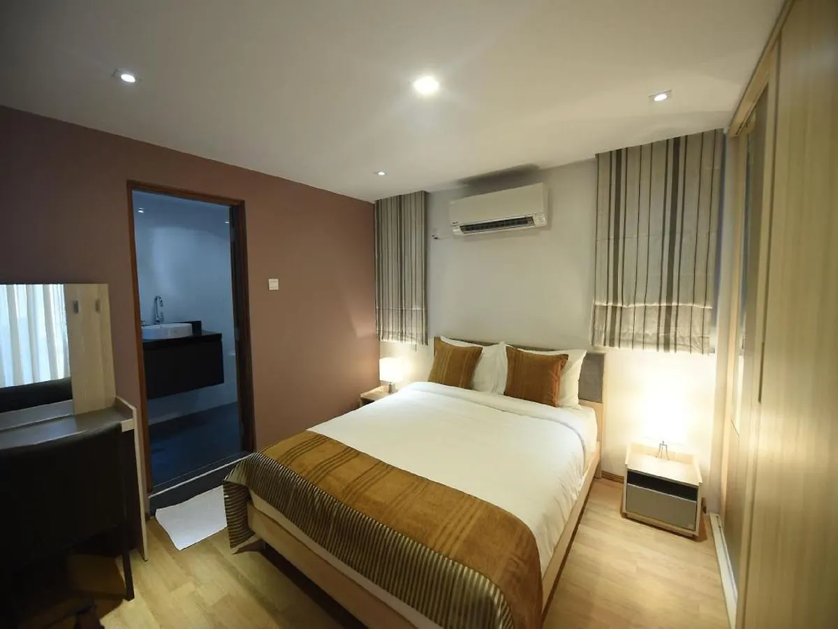 Hotel The Varsity House Inn & Serviced Apartments Yangon