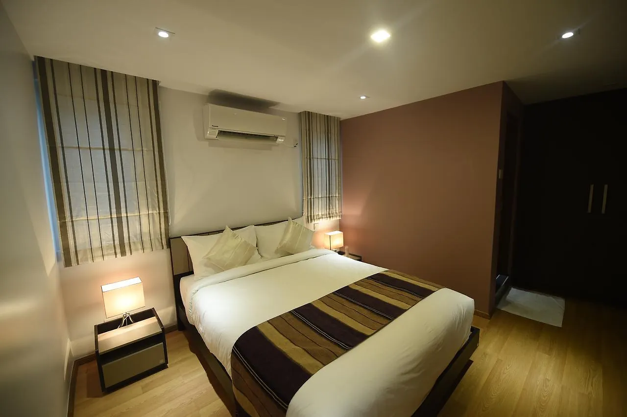 Hotel The Varsity House Inn & Serviced Apartments Yangon Myanmar