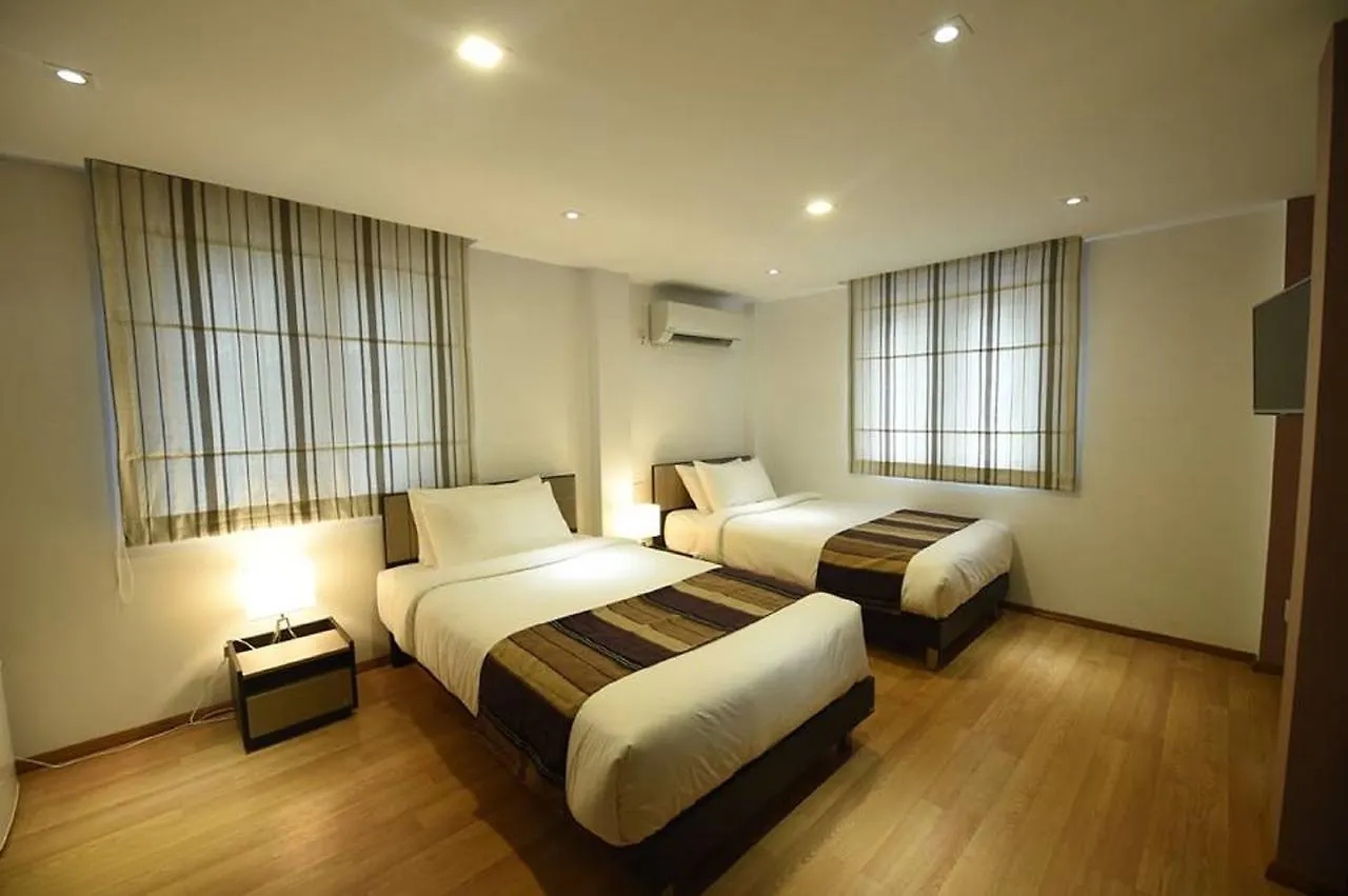 Hotel The Varsity House Inn & Serviced Apartments Yangon