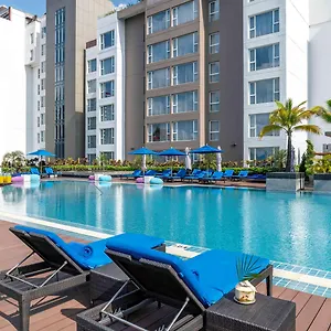 Hotel Novotel Max, Yangon